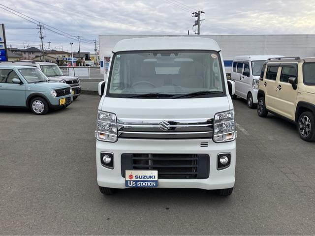 �G�u���C�̎ԓ��̑傫���͂��̂܂܂ɕ��i�g�����₷���悤�Ɍ㕔���Ȃ��N�b�V�������̍����V�[�g�ɕύX���A�t�����g���b�L�O������k�d�c�e�[�������v�����������G�u���C���S�����ׂ��܂�����