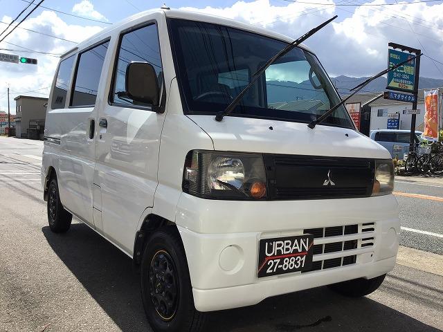 ミニキャブバン ＣＤ　社外アルミ　集中ドアロック　ラジオ　エアコン　パワステ　タイミングベルト交換済み　ＡＴ車（8枚目）