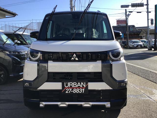 デリカミニ G プレミアム リミテッドエディション アルパイン製10インチナビ 全方位モニター イーアシスト ツートンカラー ハンドルヒーター 純正15AW 届出済未使用車(2枚目)