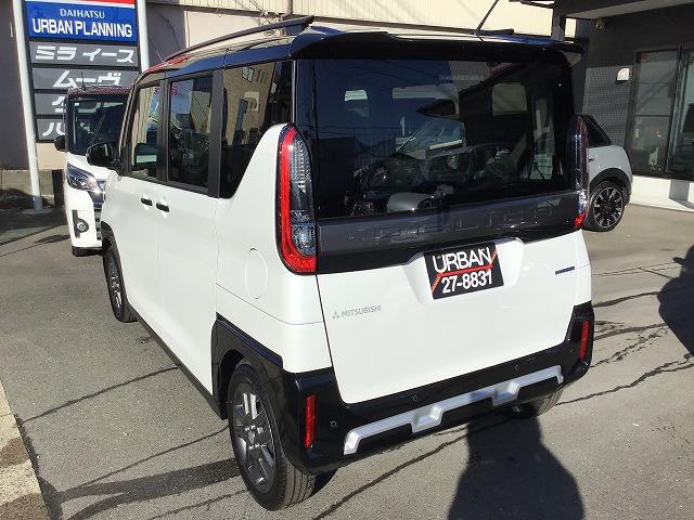 デリカミニ G プレミアム リミテッドエディション アルパイン製10インチナビ 全方位モニター イーアシスト ツートンカラー ハンドルヒーター 純正15AW 届出済未使用車(9枚目)