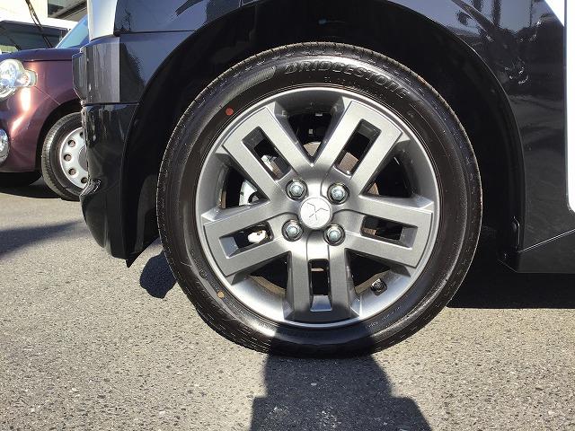 デリカミニ G プレミアム リミテッドエディション アルパイン製10インチナビ 全方位モニター イーアシスト ツートンカラー ハンドルヒーター 純正15AW 届出済未使用車(14枚目)