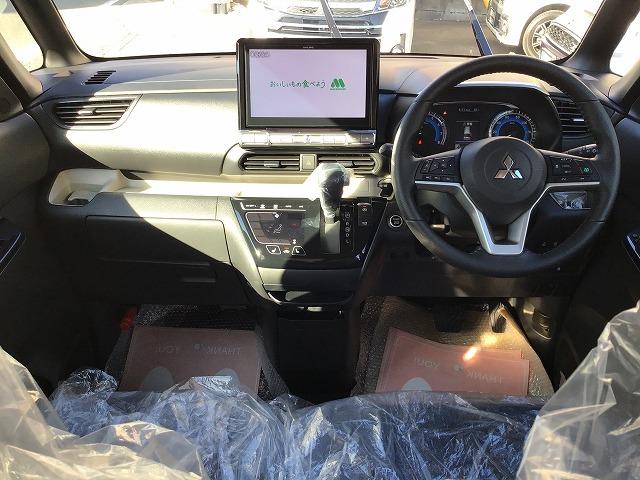 デリカミニ G プレミアム リミテッドエディション アルパイン製10インチナビ 全方位モニター イーアシスト ツートンカラー ハンドルヒーター 純正15AW 届出済未使用車(24枚目)