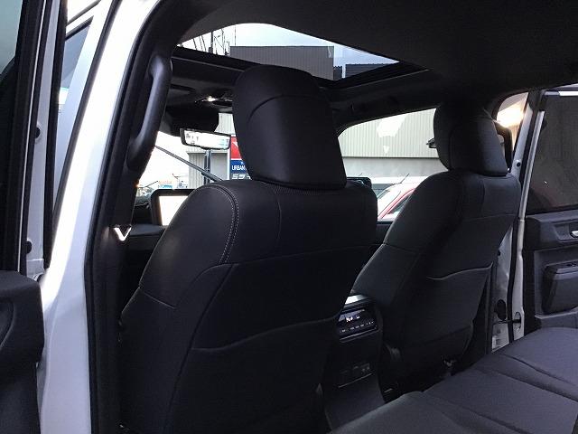 ランドクルーザー250 VX 12.3インチナビ 全方位モニター 前後ドラレコ サンルーフ デジタルインナーミラー 丸目LEDヘッドライト モデリスタPKG カラードオーバーフェンダー リヤスポイラー パワーバックドア 禁煙車(37枚目)