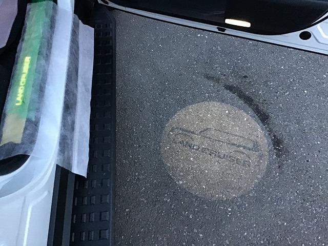 ランドクルーザー250 VX 12.3インチナビ 全方位モニター 前後ドラレコ サンルーフ デジタルインナーミラー 丸目LEDヘッドライト モデリスタPKG カラードオーバーフェンダー リヤスポイラー パワーバックドア 禁煙車(39枚目)