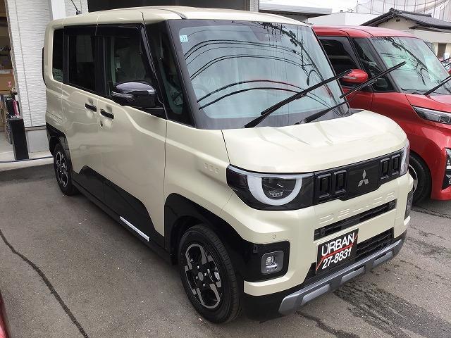 デリカミニ Ｇ　プレミアム　純正９インチディスプレイオーディオ　マイパイロット　イーアシスト　全方位モニター　シートヒーター　電動パーキングブレーキ　届出済未使用車（7枚目）