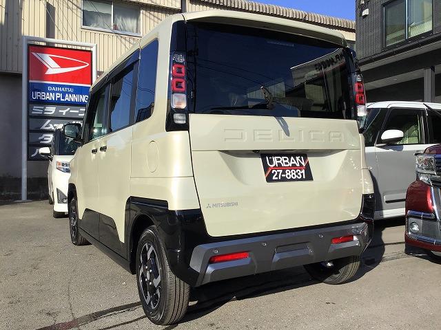 デリカミニ Ｇ　プレミアム　純正９インチディスプレイオーディオ　マイパイロット　イーアシスト　全方位モニター　シートヒーター　電動パーキングブレーキ　届出済未使用車（10枚目）