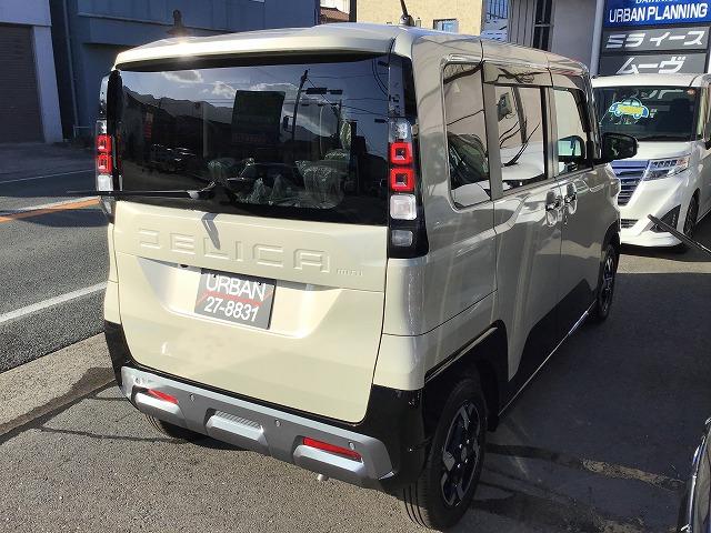 デリカミニ Ｇ　プレミアム　純正９インチディスプレイオーディオ　マイパイロット　イーアシスト　全方位モニター　シートヒーター　電動パーキングブレーキ　届出済未使用車（11枚目）