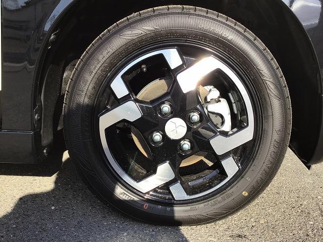 デリカミニ Ｇ　プレミアム　純正９インチディスプレイオーディオ　マイパイロット　イーアシスト　全方位モニター　シートヒーター　電動パーキングブレーキ　届出済未使用車（14枚目）