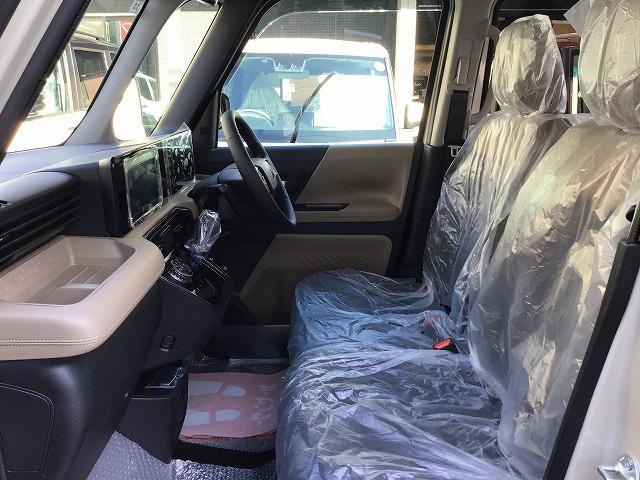 デリカミニ Ｇ　プレミアム　純正９インチディスプレイオーディオ　マイパイロット　イーアシスト　全方位モニター　シートヒーター　電動パーキングブレーキ　届出済未使用車（19枚目）