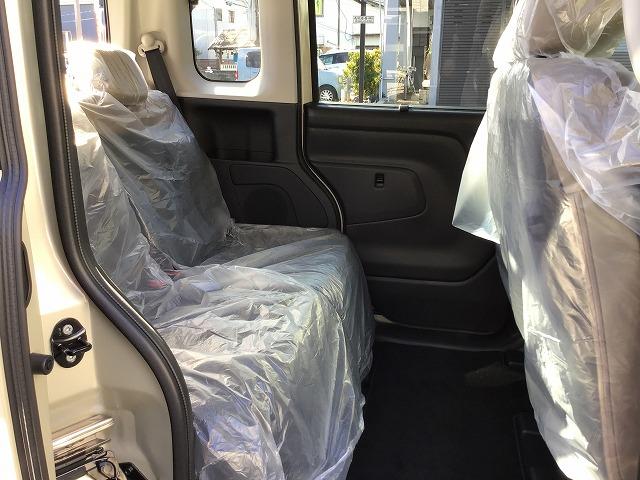 デリカミニ Ｇ　プレミアム　純正９インチディスプレイオーディオ　マイパイロット　イーアシスト　全方位モニター　シートヒーター　電動パーキングブレーキ　届出済未使用車（20枚目）