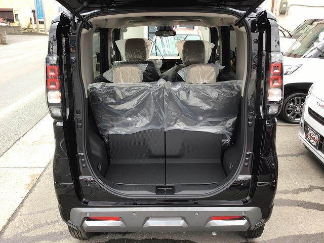 デリカミニ G プレミアム 純正9インチディスプレイオーディオ マイパイロット イーアシスト 全方位モニター ハンドルヒーター シートヒーター 届出済未使用車(16枚目)