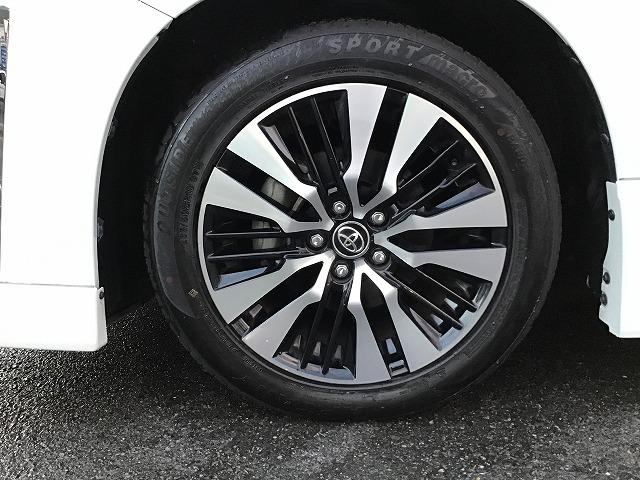 ヴェルファイア ２．５Ｚ　Ｇエディション　純正１０インチナビ　Ｂカメラ　ＥＴＣ　後席モニター　ＴＲＤ製フルエアロ　４本出しマフラー　ベンチレーションシート　パワーバックドア　トヨタセーフティセンス　禁煙車（13枚目）