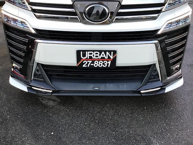 ヴェルファイア ２．５Ｚ　Ｇエディション　純正１０インチナビ　Ｂカメラ　ＥＴＣ　後席モニター　ＴＲＤ製フルエアロ　４本出しマフラー　ベンチレーションシート　パワーバックドア　トヨタセーフティセンス　禁煙車（15枚目）