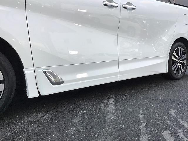 ヴェルファイア ２．５Ｚ　Ｇエディション　純正１０インチナビ　Ｂカメラ　ＥＴＣ　後席モニター　ＴＲＤ製フルエアロ　４本出しマフラー　ベンチレーションシート　パワーバックドア　トヨタセーフティセンス　禁煙車（16枚目）