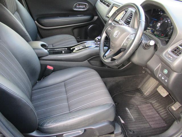 ヴェゼル ハイブリッドZ ナビ・フルセグTV・Bluetooth・Bカメラ・LEDライト・スマートキー・プッシュスタート(11枚目)