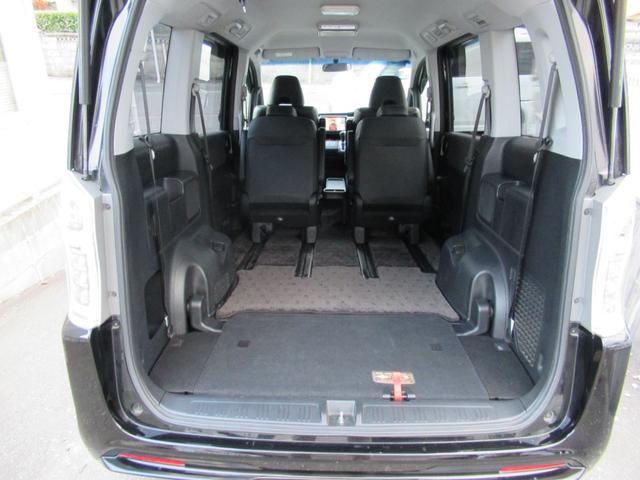 ステップワゴンスパーダ Z クールスピリット ナビ・フルセグTV・Bカメラ・ETC・HIDライト・スマートキー・後席モニター・両側パワースライドドア・障害物センサー(10枚目)