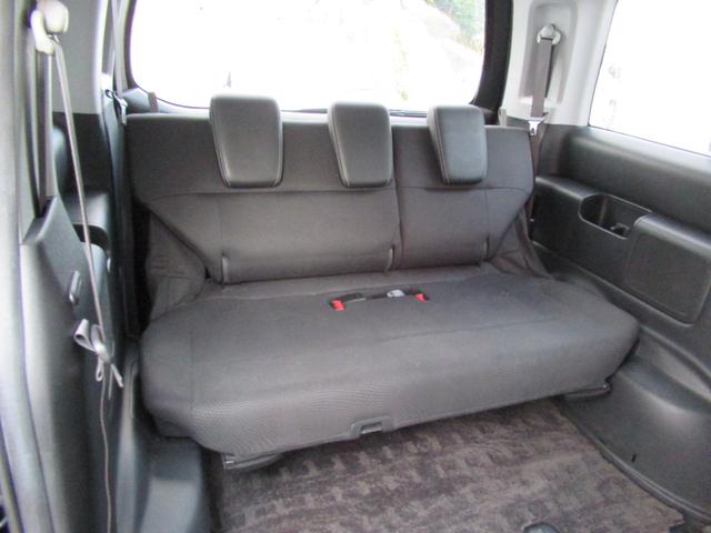 ステップワゴンスパーダ Z クールスピリット ナビ・フルセグTV・Bカメラ・ETC・HIDライト・スマートキー・後席モニター・両側パワースライドドア・障害物センサー(18枚目)