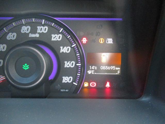 ステップワゴンスパーダ Z クールスピリット ナビ・フルセグTV・Bカメラ・ETC・HIDライト・スマートキー・後席モニター・両側パワースライドドア・障害物センサー(29枚目)