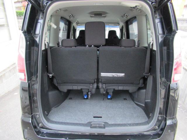 セレナ ハイウェイスター プロパイロットエディション ナビ・フルセグTV・Bluetooth・Bカメラ・ETC・LEDライト・ドライブレコーダー・スマートキー・プッシュスタート・後席モニター・両側パワースライドドア・障害物センサー(9枚目)