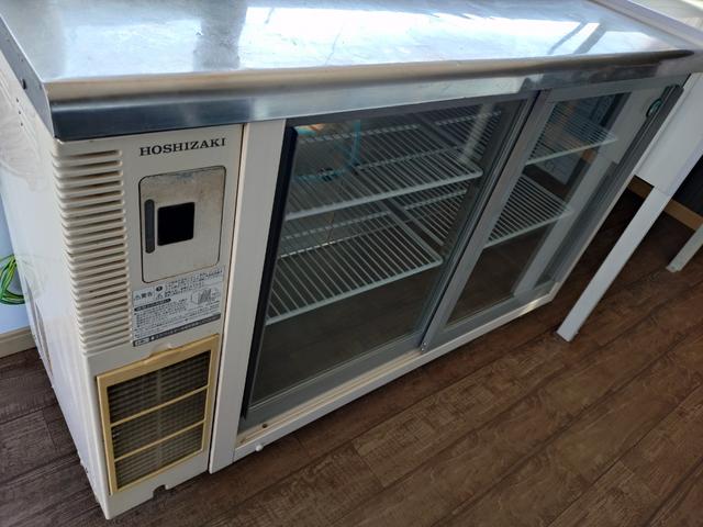 アトラストラック 1.5tキッチンカー 移動販売車 フードトラック ケータリング 中型 カスタム 8ナンバー オレンジ フローリング シンク(55枚目)