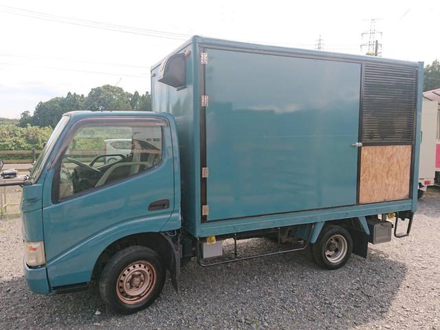 トヨエース 　キッチンカー　移動販売車　フードトラック　中型　８ナンバー　１．５ｔ　バックモニター　ＥＴＣ　デニムブルーメタリック（3枚目）