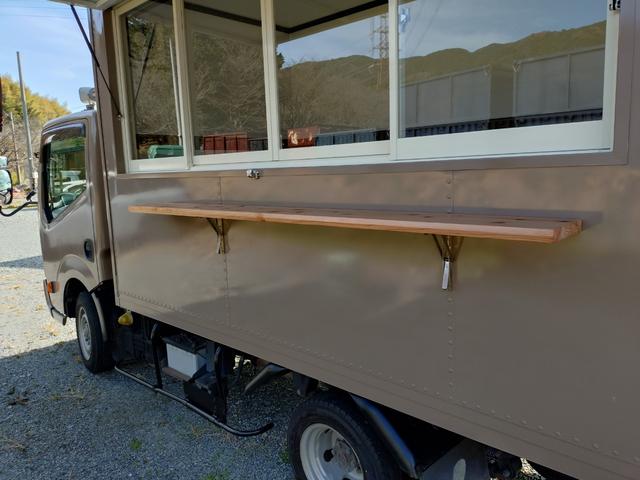 アトラストラック 　キッチンカー、バックカメラ、モニター、軽油（6枚目）