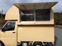 　軽タイプキッチンカー　８ナンバー　フードトラック　跳ね上げ式　走行１４．８万Ｋｍ　クリーム色　フローリング仕様　作業場エアコン付き　換気扇　ＥＴＣ（11枚目）