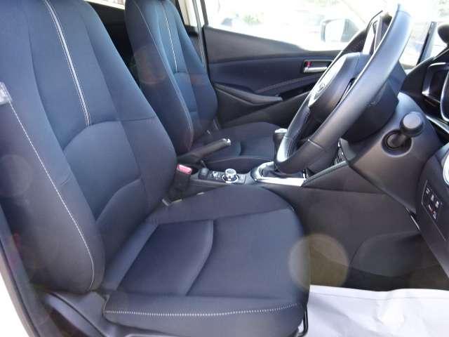 ＭＡＺＤＡ２ １．５　１５Ｓ　プロアクティブ　Ｓパッケージ　６ＭＴ・ナビ・ＴＶ・ＥＴＣ・全方位モニター・ドラ　全周囲　衝突軽減装置　オートクルーズコントロール　パーキングセンサー　キーフリー　スマートキー　フルセグ　盗難防止装置　フルオートエアコン　ＥＴＣ（11枚目）