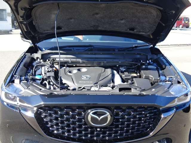 ＣＸ－５ ２．２　ＸＤ　レトロスポーツエディション　ディーゼルターボ　ＴＶ・全方位モニター・シートヒーター・Ｂｏｓｅ　クルーズコントロール　エアバック　フルオートエアコン　地上デジタル　パワーリフトゲート　パワステ　アイドリングストップ　横滑り防止装置　シートヒーター（4枚目）