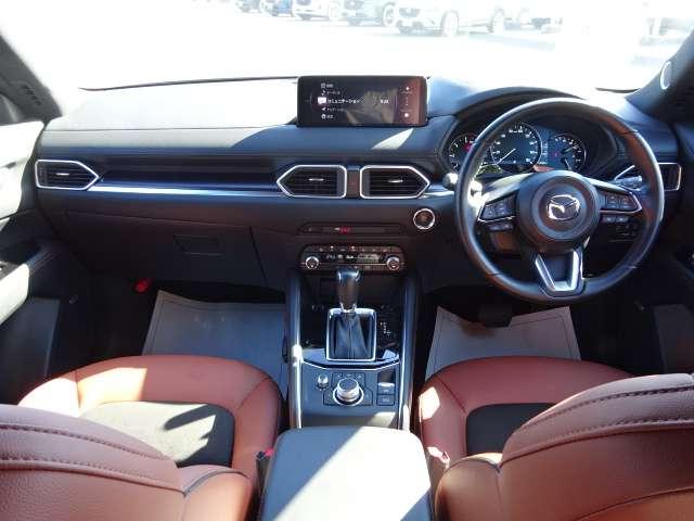 ＣＸ－５ ２．２　ＸＤ　レトロスポーツエディション　ディーゼルターボ　ＴＶ・全方位モニター・シートヒーター・Ｂｏｓｅ　クルーズコントロール　エアバック　フルオートエアコン　地上デジタル　パワーリフトゲート　パワステ　アイドリングストップ　横滑り防止装置　シートヒーター（10枚目）