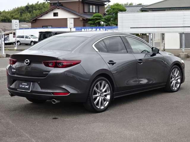 MAZDA3セダン 2.0 20S Lパッケージ ナビ・TV・全方位モニター・シートヒーター オートクルーズコントロール コーナーセンサー LEDヘッドランプ 盗難防止装置 フルセグ シートヒーター 横滑り防止装置 バックカメラ エアバック(2枚目)
