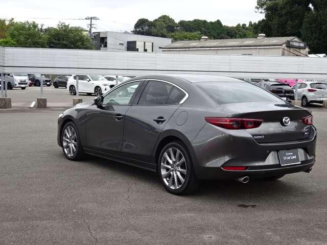 MAZDA3セダン 2.0 20S Lパッケージ ナビ・TV・全方位モニター・シートヒーター オートクルーズコントロール コーナーセンサー LEDヘッドランプ 盗難防止装置 フルセグ シートヒーター 横滑り防止装置 バックカメラ エアバック(8枚目)