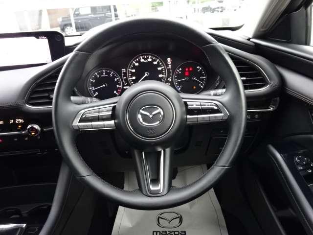 MAZDA3セダン 2.0 20S Lパッケージ ナビ・TV・全方位モニター・シートヒーター オートクルーズコントロール コーナーセンサー LEDヘッドランプ 盗難防止装置 フルセグ シートヒーター 横滑り防止装置 バックカメラ エアバック(12枚目)