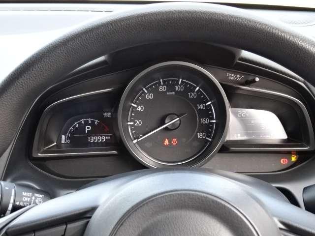 デミオ １．３　１３Ｓ　ナビ・ＴＶ・バックカメラ・ＥＴＣ・シートヒー　アイスト　キーレススタート　ＶＳＡ　盗難防止システム　マニュアルエアコン　ＬＥＤライト　フルセグテレビ　ＡＢＳ　運転席エアバッグ　パワーウィンド　ＷＳＲＳ（13枚目）