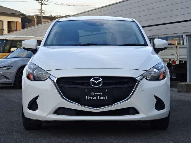 デミオ １．５　１５Ｓ　ナビ・ＥＴＣ・バックモニター　ブレーキサポート　横滑り防止装置　フルオートエアコン　サイドエアバッグ　キーレス　Ａストップ　エアバッグ　盗難防止装置　パワステ　パワーウインドウ　ＥＴＣ　ＡＢＳ（7枚目）