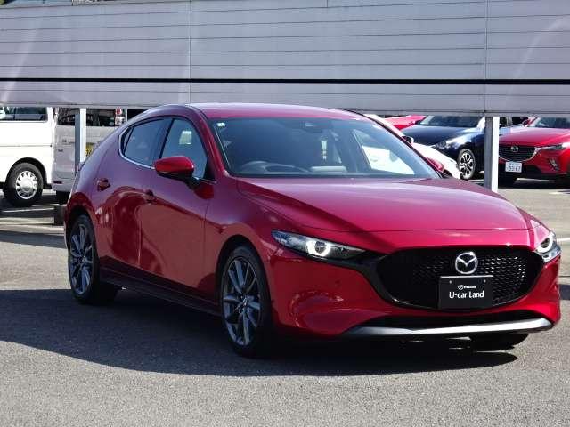 ＭＡＺＤＡ３ファストバック ２．０　２０Ｓ　バーガンディ　セレクション　衝突軽減ブレーキ　クルーズコントロール　ｉ－ｓｔｏｐ　ＥＴＣ車載器　ＬＥＤ　前席シートヒーター　地デジ　ＤＶＤ再生　横滑り防止　スマートキー　バックモニター　ＡＷ　エアバッグ　ＴＶ　キーレス　クリソナ（10枚目）