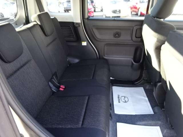 後席もキレイです！前のユーザーが丁寧に使っていた証拠です！！