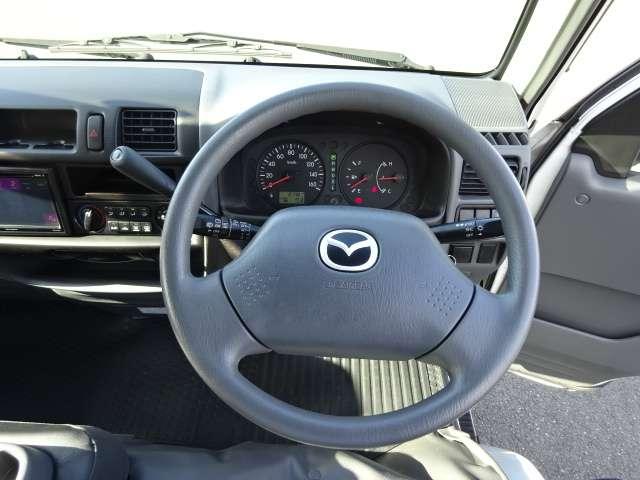 ボンゴバン 1.8 DX 低床 バックモニター・AT・ディスプレイオーディ 前席パワーウィンドウ エアバック 両側スライド キーレスエントリーキー マニュアルエアコン パワステ Wエアバッグ ABS 寒冷地仕様車(11枚目)