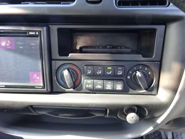 ボンゴバン 1.8 DX 低床 バックモニター・AT・ディスプレイオーディ 前席パワーウィンドウ エアバック 両側スライド キーレスエントリーキー マニュアルエアコン パワステ Wエアバッグ ABS 寒冷地仕様車(15枚目)