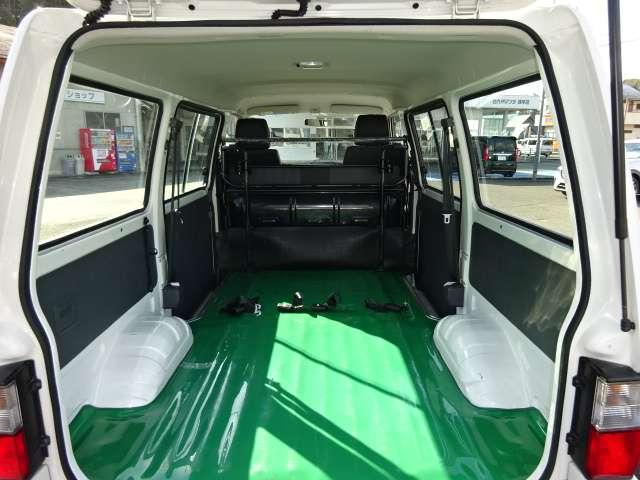 ボンゴバン 1.8 DX 低床 バックモニター・AT・ディスプレイオーディ 前席パワーウィンドウ エアバック 両側スライド キーレスエントリーキー マニュアルエアコン パワステ Wエアバッグ ABS 寒冷地仕様車(18枚目)