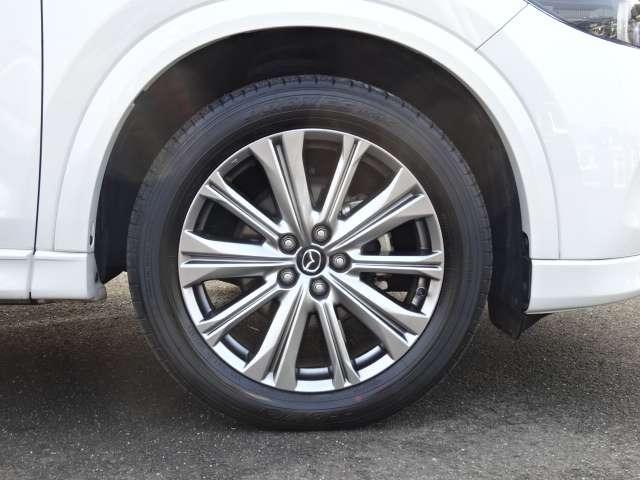 ＣＸ－５ ２．２　ＸＤ　エクスクルーシブ　モード　ディーゼルターボ　ナビ・ＴＶ・ＥＴＣ・全方位モニター・Ｂｏｓｅスピ　地デジ　盗難防止装置　キーレス　ＬＥＤ　クリアランスソナー　サイドカメラ　ＥＴＣ　ヒーター　パワーシート　ＡＡＣ　ターボ　Ｉストップ　アルミホイール（7枚目）