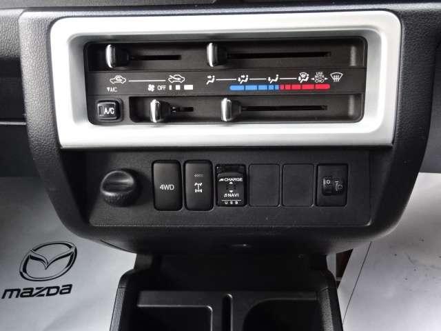 ハイゼットトラック ６６０　ジャンボ　３方開　４ＷＤ　５ＭＴ・ディスプレイオーディオ・バックカメ　パワーステ　助手席エアバック　前席パワーウィンドウ　バックカメラ　ＡＣ　運転席エアバック　ＬＥＤライト　キーレスキー　切替４ＷＤ　ＡＢＳ（18枚目）