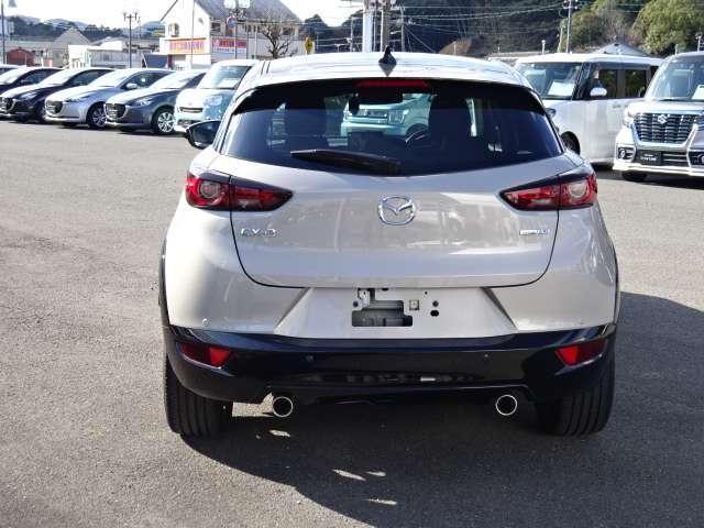 ＣＸ－３ １．５　１５Ｓ　スーパー　エッジー　ＴＶ・全方位モニター・シートヒーター　前席シートヒーター　衝突軽減　コーナーセンサー　アイドリングストップ　地デジ　パワーシート　スマートキー　アルミ　ＤＶＤ　バックモニター　３６０度モニター（10枚目）