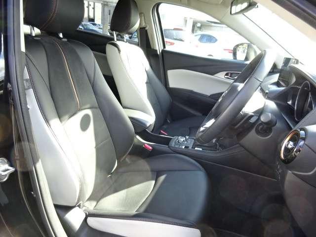 ＣＸ－３ １．５　１５Ｓ　スーパー　エッジー　ＴＶ・全方位モニター・シートヒーター　前席シートヒーター　衝突軽減　コーナーセンサー　アイドリングストップ　地デジ　パワーシート　スマートキー　アルミ　ＤＶＤ　バックモニター　３６０度モニター（12枚目）