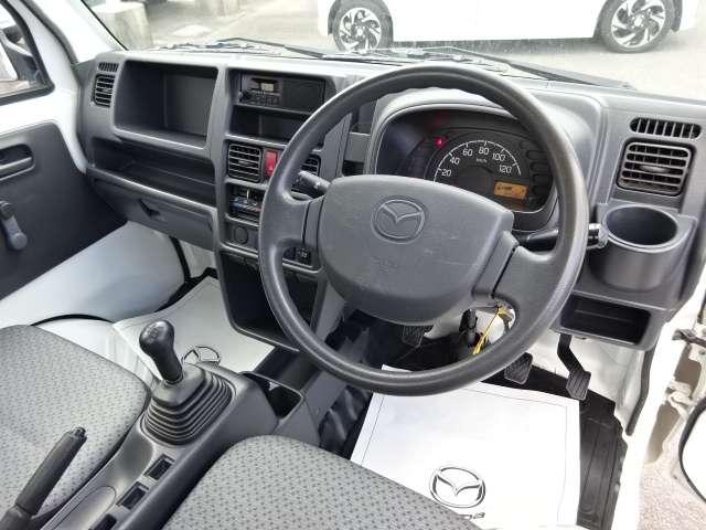 スクラムトラック ６６０　ＫＣ　エアコン・パワステ　純正ラジオ・５ＭＴ　パワステ付き　運転席エアバッグ　エアコン（4枚目）