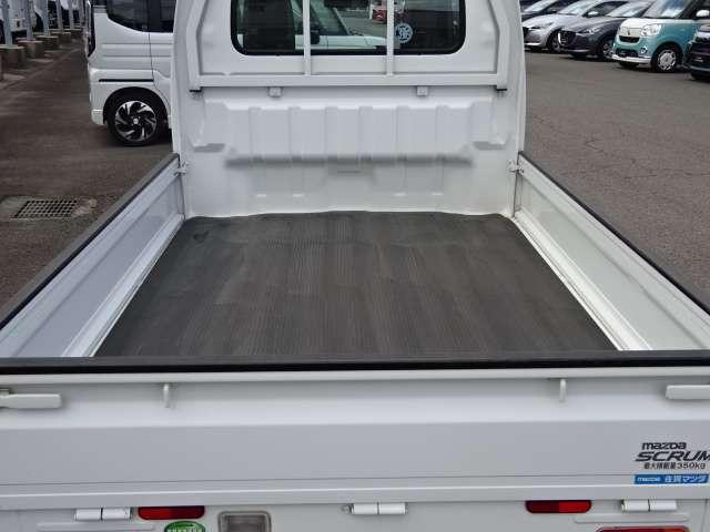 スクラムトラック ６６０　ＫＣ　エアコン・パワステ　純正ラジオ・５ＭＴ　パワステ付き　運転席エアバッグ　エアコン（9枚目）