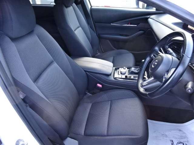 ＣＸ－３０ ２．０　２０Ｓ　ブラックトーンエディション　ナビ・ＴＶ・ＥＴＣ・全方位モニター・シートヒ　フルセグＴＶ　クルーズコントロール　パワーバックドア　ＥＴＣ車載器　衝突軽減装置　ＬＥＤライト　アドバンスドキー　パーキングセンサー　バックカメラ（12枚目）