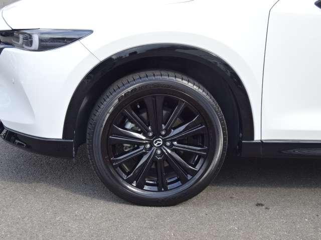 ＣＸ－８ ２．２　ＸＤ　スポーツ　アピアランス　ディーゼルターボ　ＥＴＣ・全方位モニター・６人乗り・シートヒー　クルコン　Ｐバックドア　キーレス　３列シート　ＬＥＤ　ＥＴＣ　シートヒーター　バックカメラ　アルミホイール　スマートキー　エアコン　アイドリングストップ（6枚目）