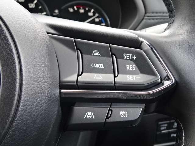 ＣＸ－８ ２．２　ＸＤ　スポーツ　アピアランス　ディーゼルターボ　ＥＴＣ・全方位モニター・６人乗り・シートヒー　クルコン　Ｐバックドア　キーレス　３列シート　ＬＥＤ　ＥＴＣ　シートヒーター　バックカメラ　アルミホイール　スマートキー　エアコン　アイドリングストップ（16枚目）