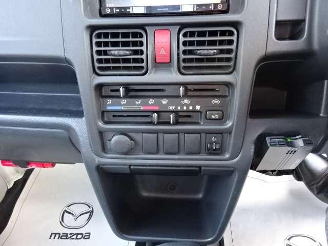 スクラムトラック ６６０　ＫＣ　エアコン・パワステ　ナビ・ＥＴＣ・３ＡＴ　助手席エアバック　運転席エアバック　パワステ付き　エアコン　ＡＢＳ（17枚目）